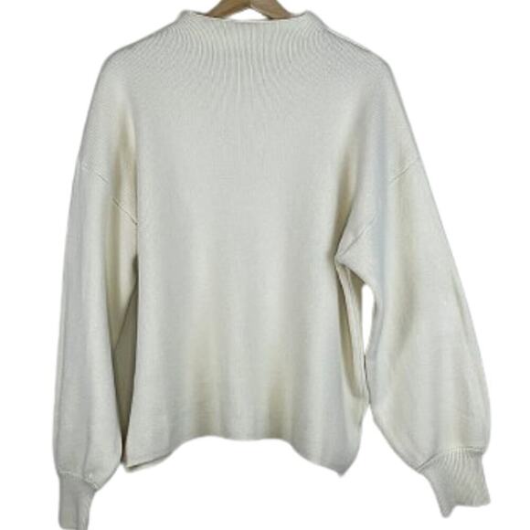 VICI EXCLUSIVE X FATE CREAM MOCK NECK SWEATER SIZE L‎ NWT - Picture 1 of 7